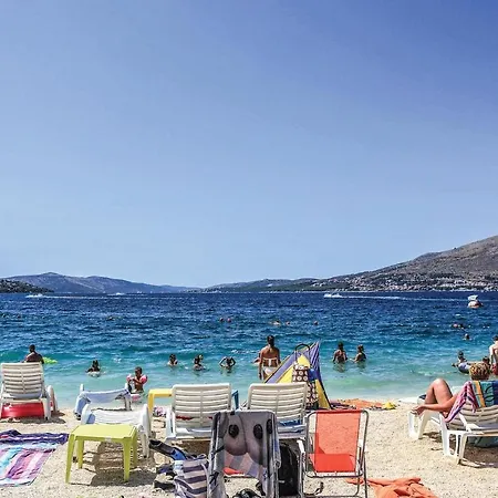 Apartment Nice Apartment In Okrug Gornji With 2 Bedrooms And Wifi Trogir